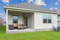 Minutes from LSU, SU, & Downtown Baton Rouge!