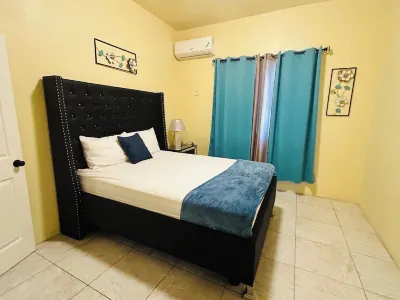 The Rest Stop - 24 Hrs Security- 15 Mins from airport Hotels in 