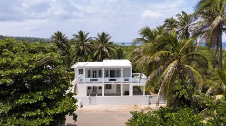 Endless Summer Beach House - Pool/Beach Access