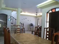 TOWNHOUSE 4 SUITES WIFI AIR CONDITION. PARADISE GUARATUBA CONDOMINIUM COSTA DO SOL