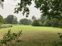 Lovingly furnished apartment in the Heidehaus, pure nature - next to the golf course. Hotels in Brietlingen