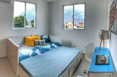Mountain Views 3 Bdr Apt Centrally Located Near the Airport and Entertainment Hotels in 