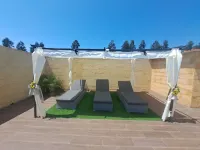 Ideal for families with children, has plenty of room to play. Pets accepted Hotel a Calvão