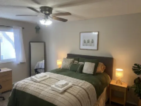 Full Fun House near the Twin Cities and the Blaine Soccer Complex! Hotels in Blaine