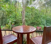 The Mellow Macaw, 2 bedroom 2 bath in the Center of Manuel Antonio