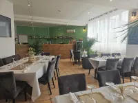 Enjoy Garden Hotel a Gracay