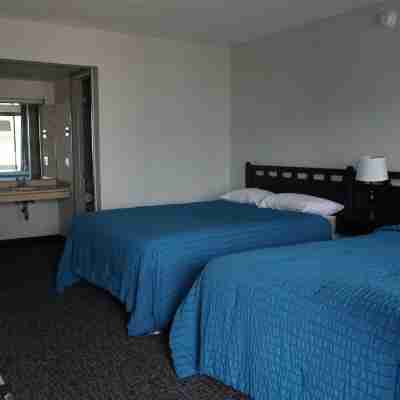 Windjammer Motor Inn Rooms