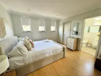 Margaret River Beach Houses - bar
