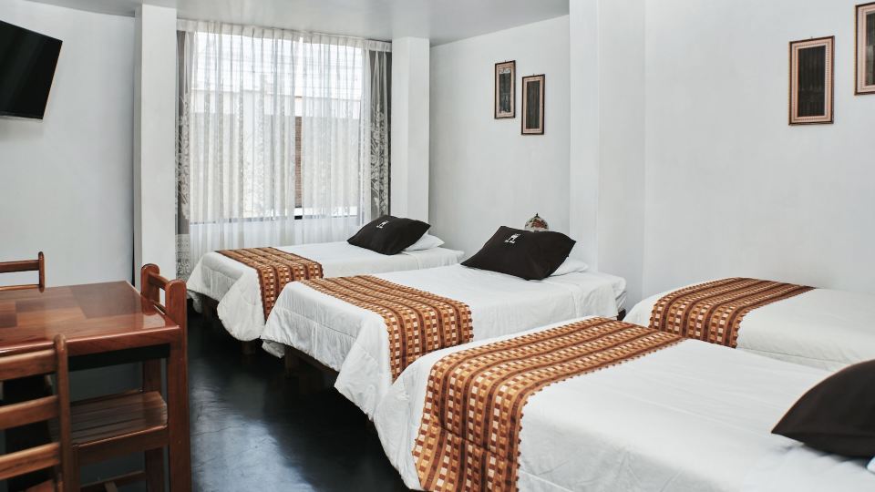 Bris Hotel