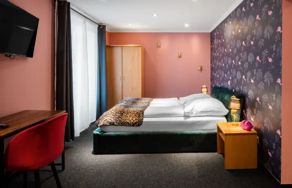 弗拉明戈自助入住智能酒店