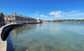 The Swanage Rail Lookout