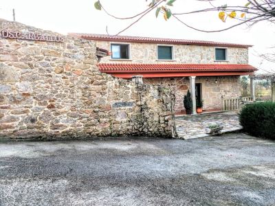 Casa Rural Os Carballos