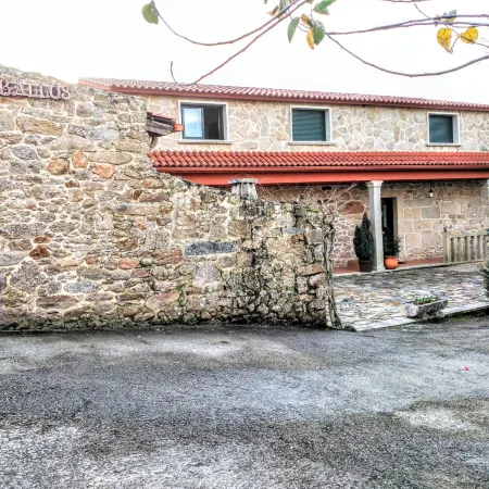 Casa Rural Os Carballos