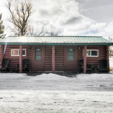 Sportsman's Lodge