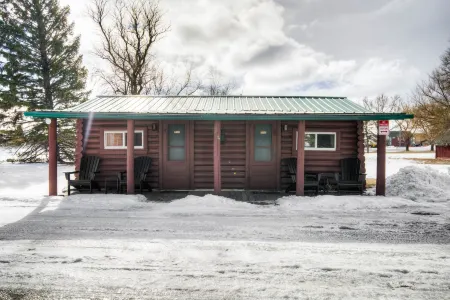 Sportsman's Lodge Отели в г. Эннис