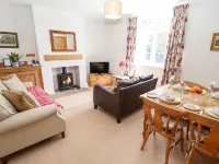 East Farm Cottage Hotels in West Lindsey