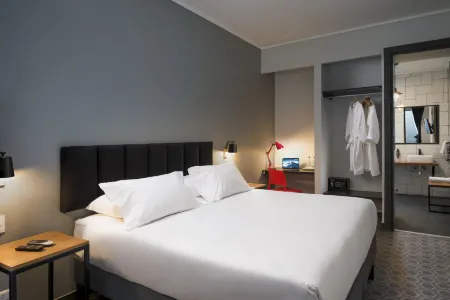 The PopCity Hotel
