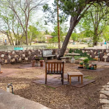 The Blue Room - Charming Studio, Great Location!  by RedAwning