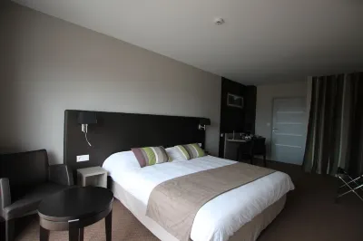 Hôtel le Cheval Blanc Hotels near plage côte d'Opale