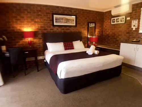 Admiral Motor Inn Hotels in Rosebud