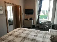 Macbeth Arms Hotels in Aboyne