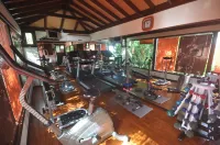 El Vino Hotel & Suites - Phòng tập thể hình