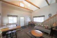 Willow Cabin Hotels in Talkeetna