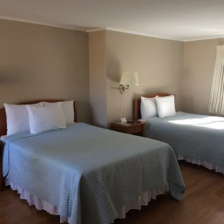 The Chatham Motel