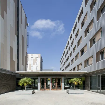 Residencia Universitaria Resa Damia Bonet