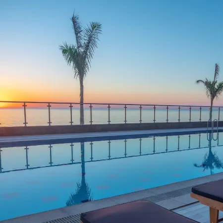 Waves Hotel