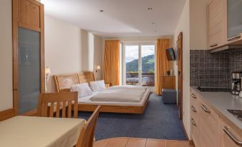 Aparthotel Tritscher