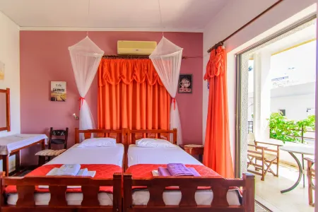 薩瓦斯客房酒店