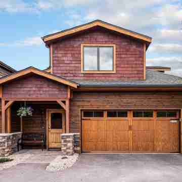 Twin Pines - EV #6132 Hotel Exterior