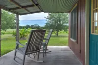 Charming Carmine Studio w/ Pond on 60-Acre Farm! - Homestays