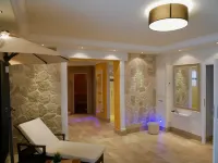 Hotel Dünenschloss mit Private Spa Hotels in Zempin