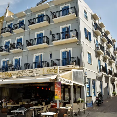 Lucia Hotel