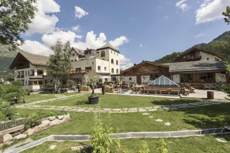 Hotel Bellavista Отели в г. Сильваплана