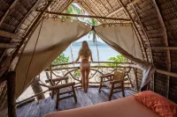 Isla - The Island Experience
