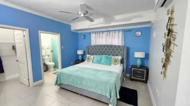 Snooze at Oceanpointe - 10 minute walk to the beach