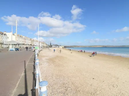 Flat 6, Thornlow Heights Отели рядом с достопримечательностью «Isle of Portland»