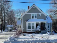 James Place Inn Bed and Breakfast Hotels in Freeport