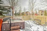 Steamboat Springs Condo w/ Hot Tub & Ski Bus! -  Apartamentos vacacionales
