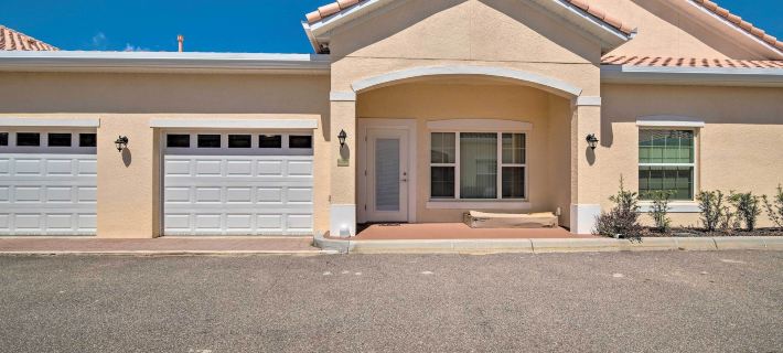 Sleek Tavares Condo 3 Miles to Downtown Hotels in Tavares