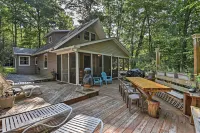 Pocono Mountain Home 1 Mi to Lake Wallenpaupack! - acceptant les animaux