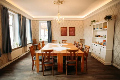 Hotel Zum König Von Griechenland Hotels in Brake