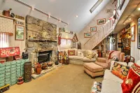 West Dover Vacation Rental w/ Hot Tub Near Mt Snow - Alojamientos