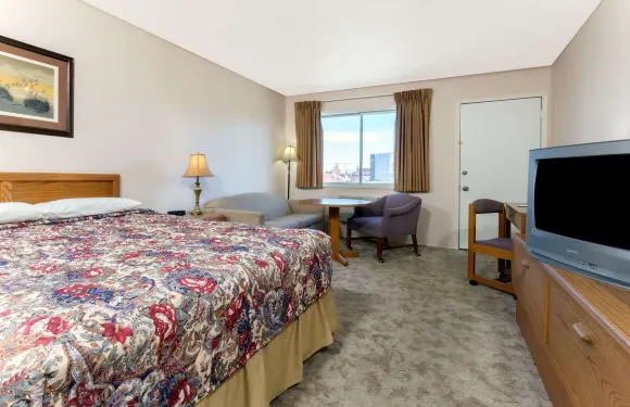 貝克城騎士酒店