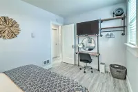 Immaculate Long Beach Apt w/ Gorgeous Kitchen - 3-Star