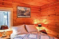 Newport Cabin w/ Lakefront Private Porch & Grill! - 3 étoiles