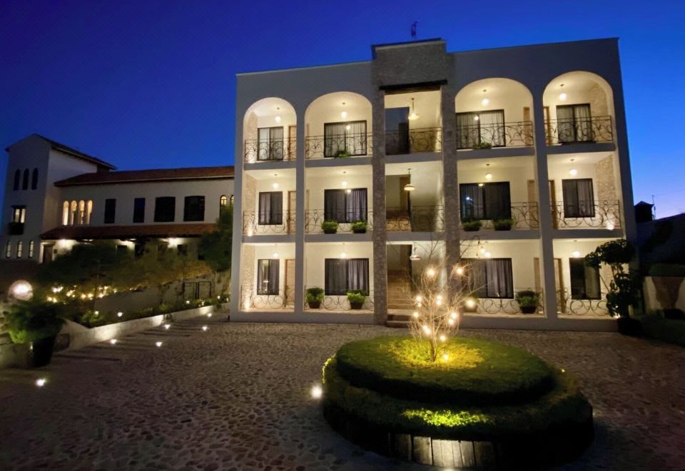 hotel overview picture